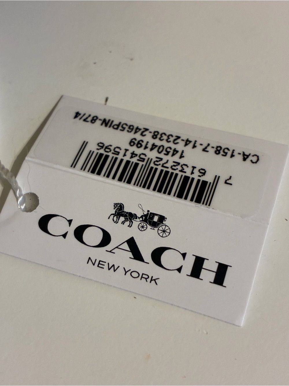 Coach Elliot watch featuring a blush leather strap and stainless back- NEW - Picture 8 of 9